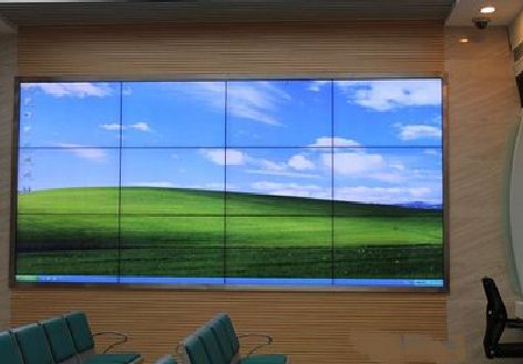 承留液晶拼接屏的另类用法。