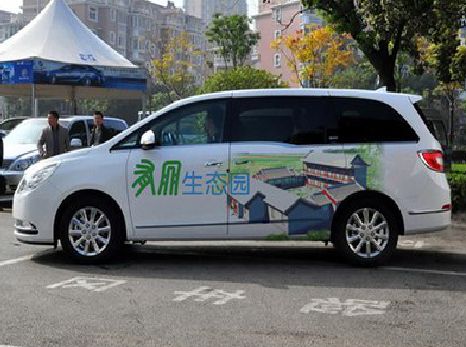 承留户外车贴喷绘如何保持效果?